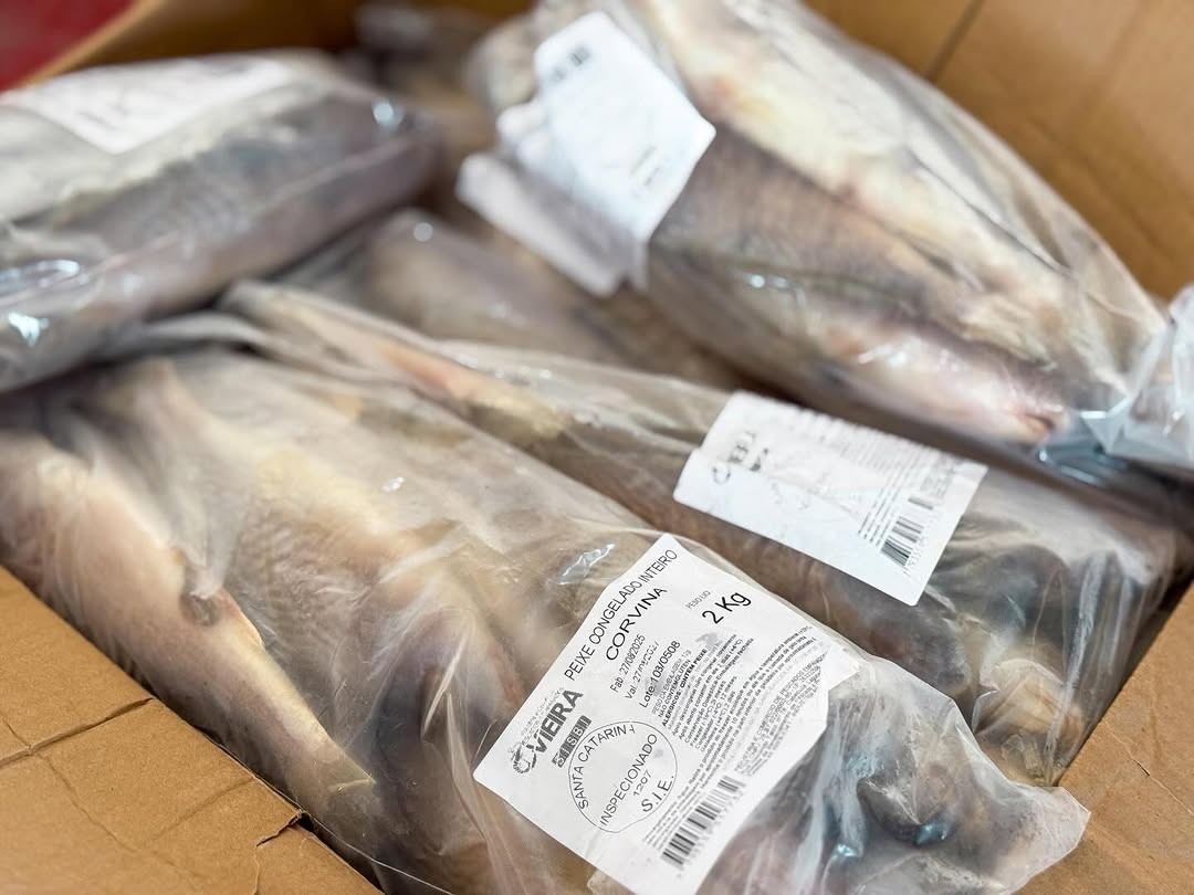 Aconteceu hoje a entrega do Peixe na Mesa, uma ação especial da Semana Santa realizada pela Secretaria de Desenvolvimento Social, com o apoio de todas as secretarias do município.